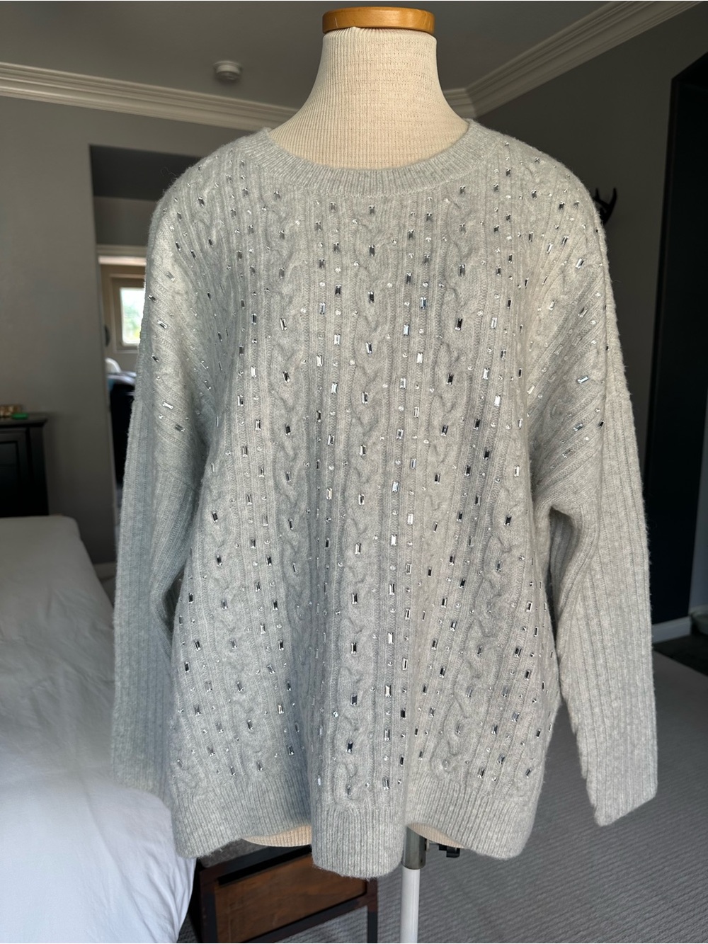 Nordstrom NWT Sparkle Cable Knit Sweater, Light Gray, size XL - Picture 1 of 11